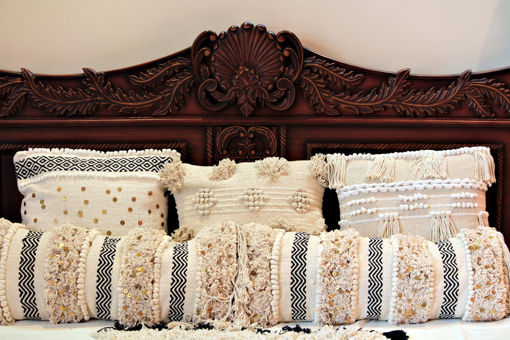 Pillows, Cushions & Poufs